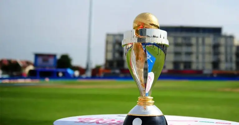 নারী ওয়ানডে বিশ্বকাপের ট্রফি